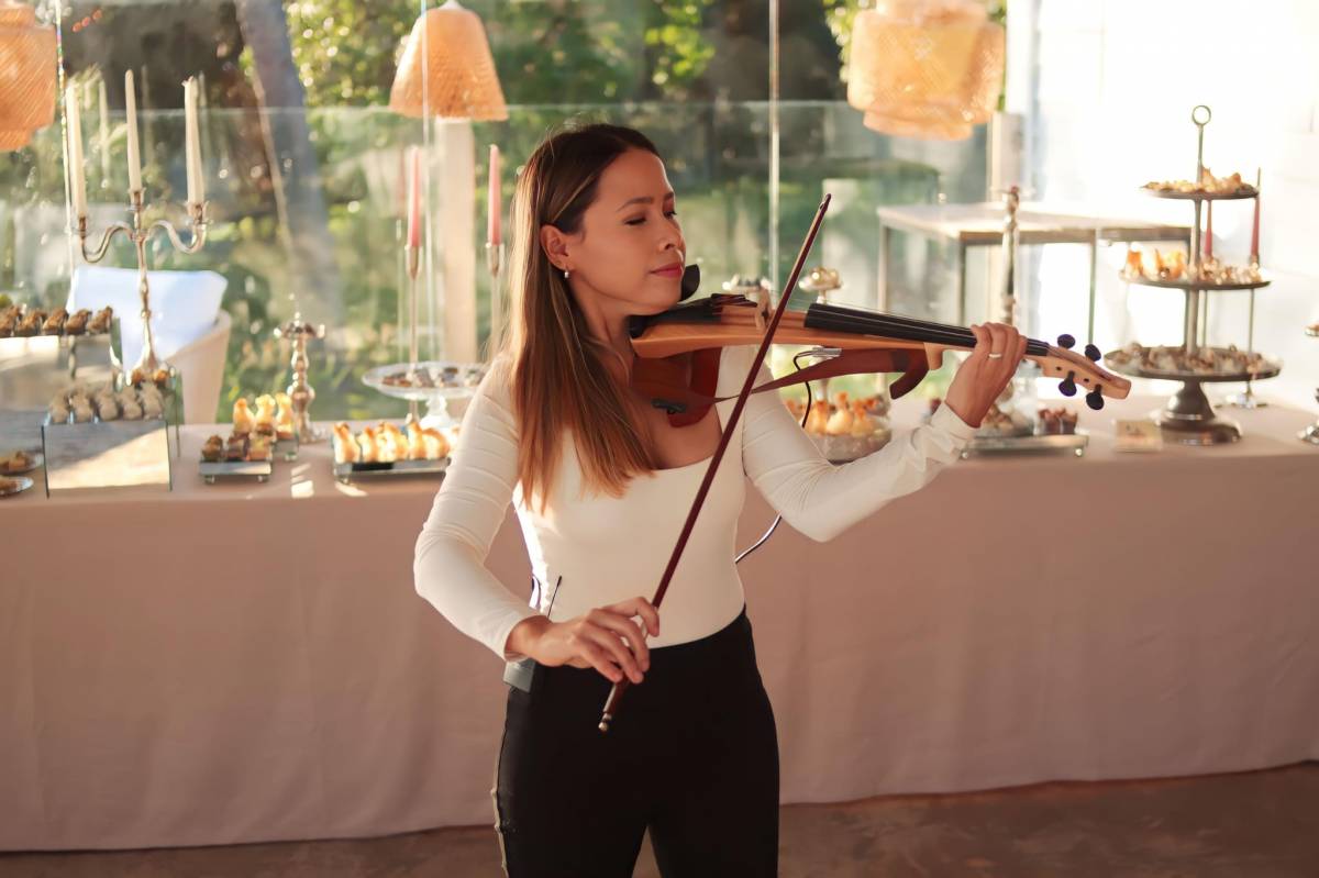 Dani B | VIOLINISTA PARA EVENTOS - Odivelas - Bandunterhaltung