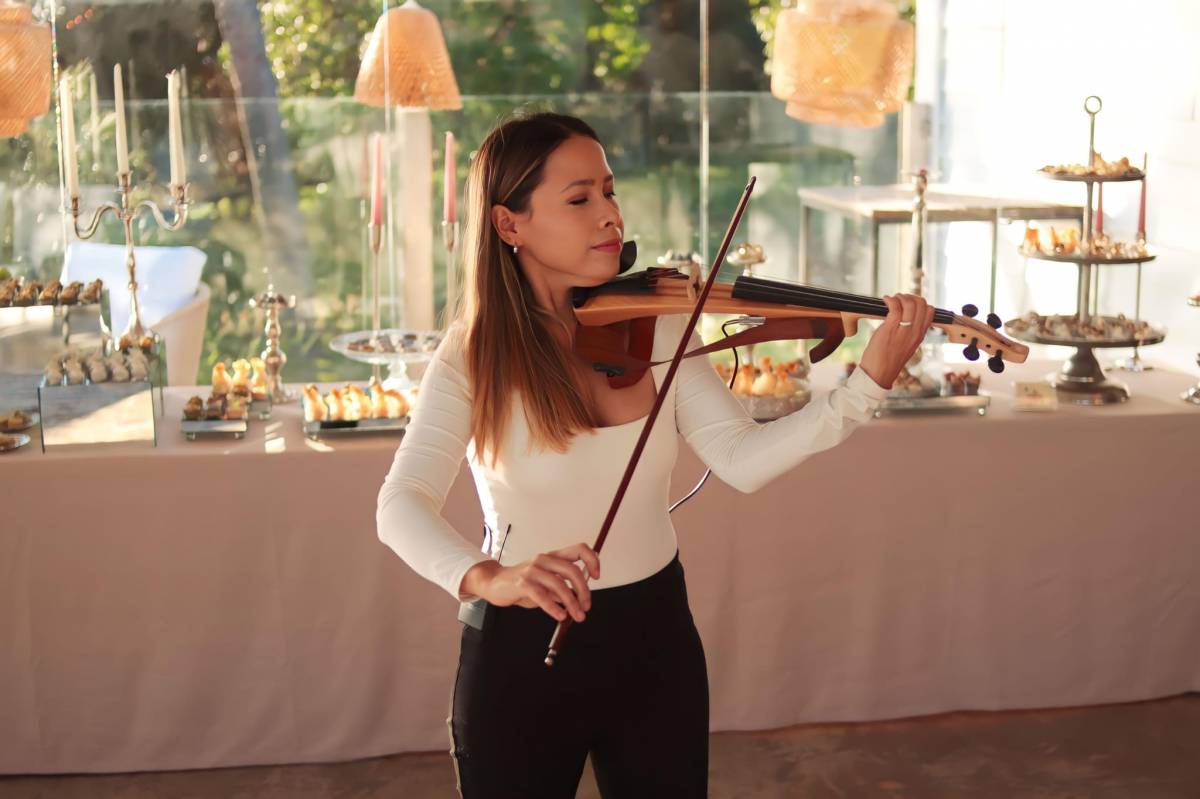 Dani B | VIOLINISTA PARA EVENTOS - Odivelas - Entretenimento com Músico a Solo