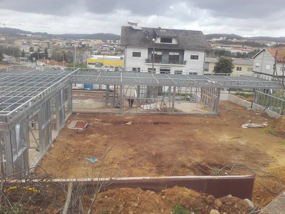Ltjcontract - Vila Nova de Gaia - Construção de Parede Interior