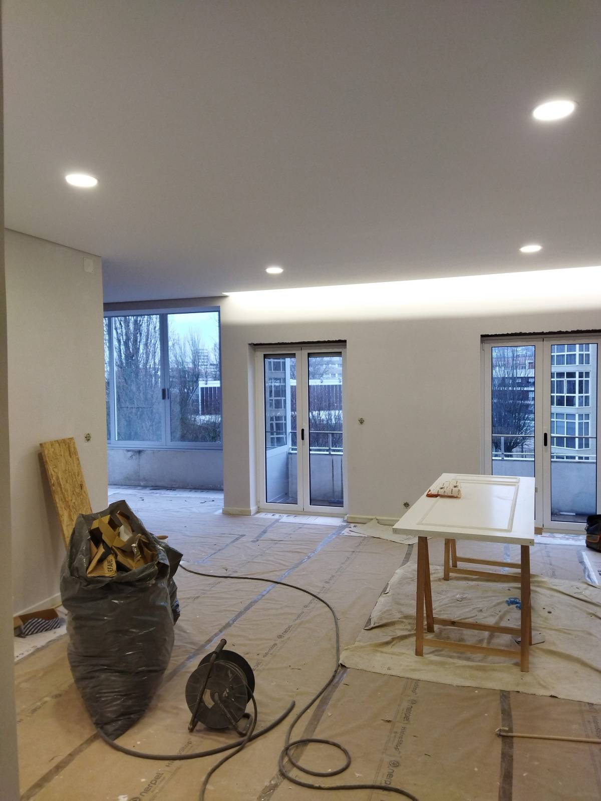 Tiago - Braga - Carpet Installation