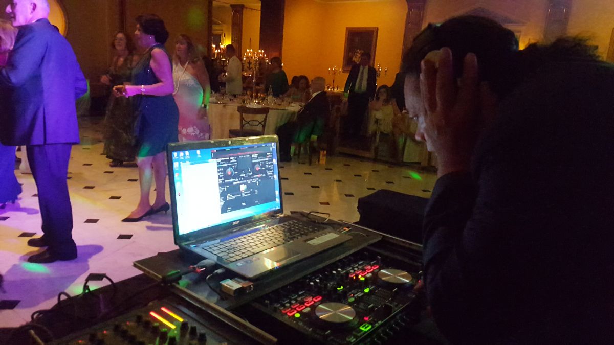 djtonigomes - Cascais - Ventriloquist