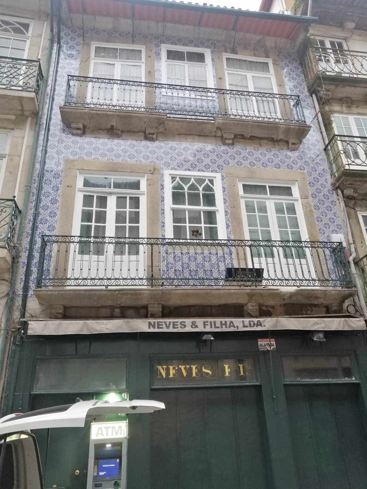 ILHEÚ CELESTIAL LDA - Vila Nova de Gaia - Construção de Parede Interior