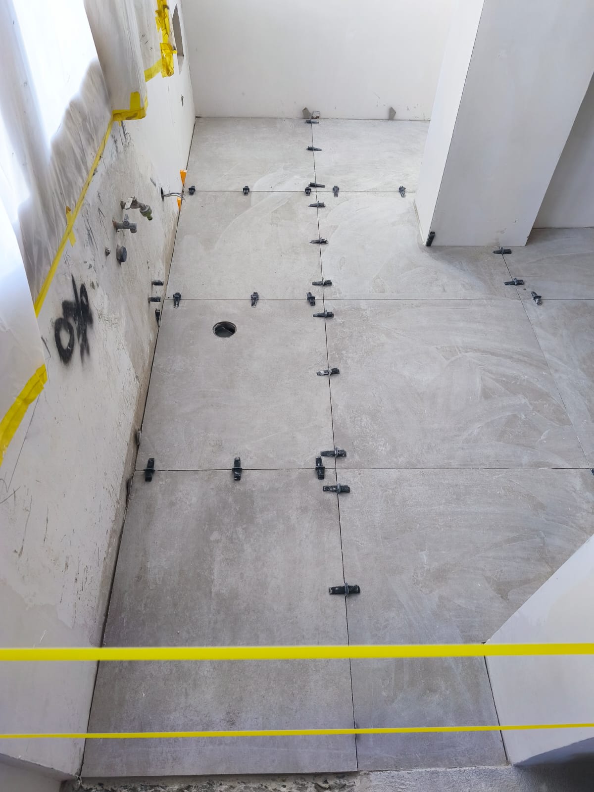AJSP REFURBISHMENT AND TILE - Sintra - Instalación de alfombras