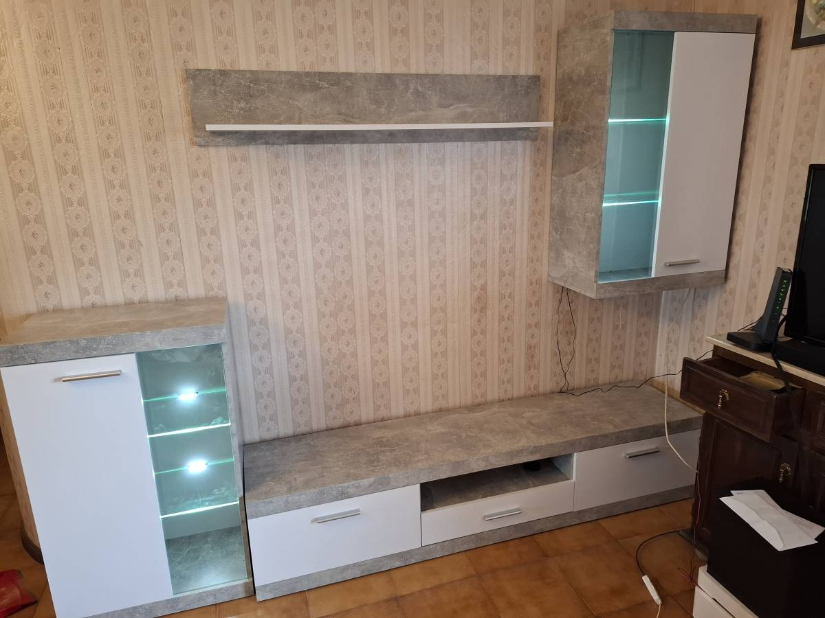 IKEA Furniture Assembler