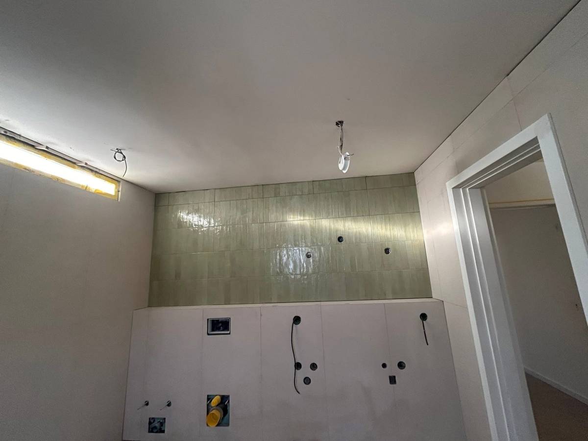 Urbanancestry Construction Renovation - Ponta Delgada - Remoção de Amianto