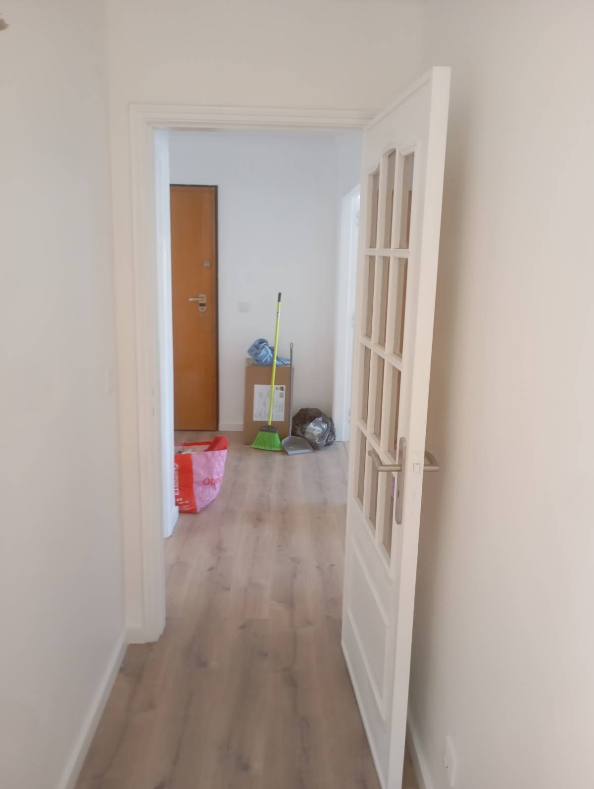 Open House Renovações - Lisboa - Instalación de suelos de hormigón