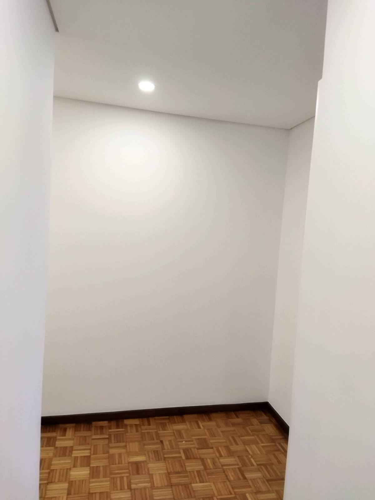 Tiago - Braga - Stucco Application