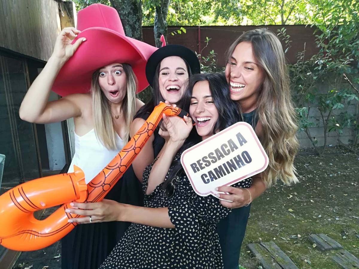Cabine Fotográfica Photobooth - Vila Nova de Gaia - Aluguer de Cabines de Fotos e Vídeo