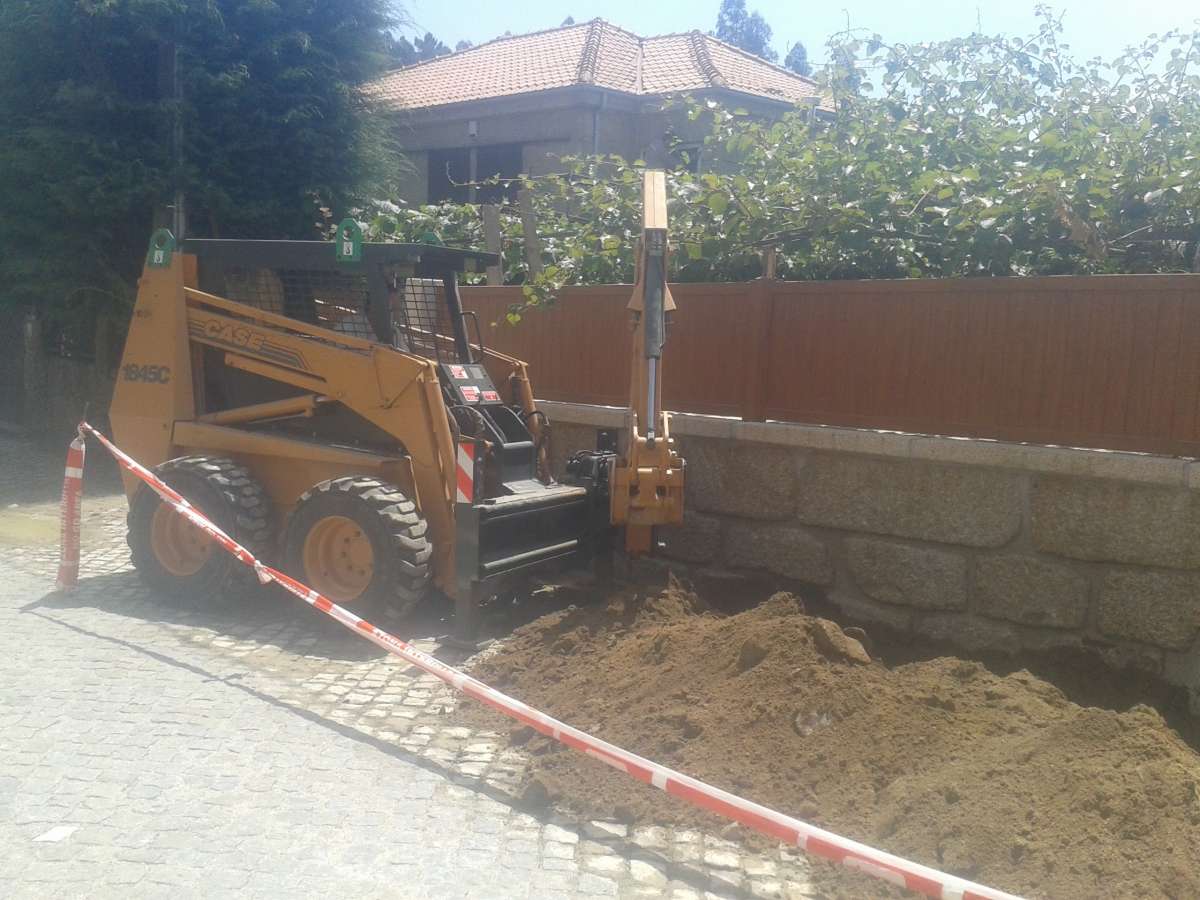 Andre Alves - Penafiel - Instalação de Pavimento em Pedra ou Ladrilho