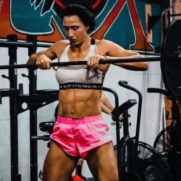 Lara - Amadora - Hochintensives Intervalltraining (HIIT)