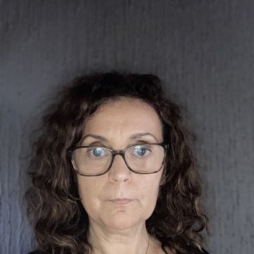 Maria Dias - Setúbal - Deep or Spring Cleaning