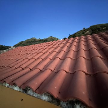 Urbanancestry Construction Renovation - Ponta Delgada - Manutenção e Reparação de Cobertura de Pátio