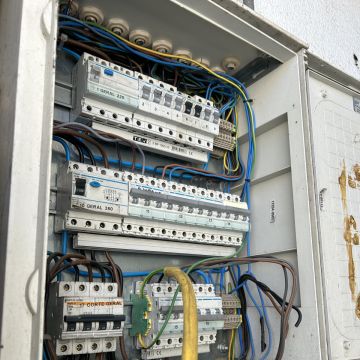 Tomé Soluções - Odivelas - Waschmaschine reparieren oder warten