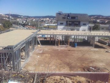 Ltjcontract - Vila Nova de Gaia - Instalação de Cerca para Cães