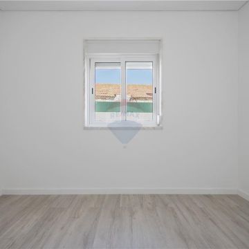 Artam Remodelacoes - Montijo - Carpentry and Woodworking
