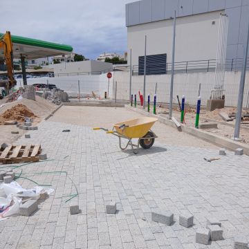 Lustosa terplan - Almada - Nivelamento de Superfícies em Betão