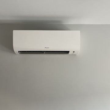 Rc. Climaeletrica - Maia - Installation ou remplacement d’un extracteur d’air de salle de bains