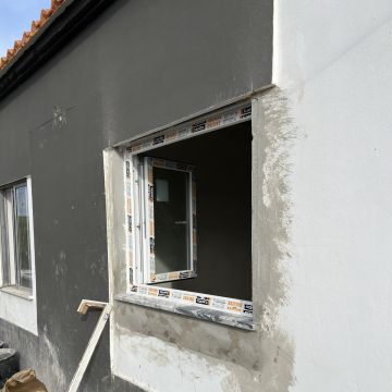 Renascimento Remodelações e Obras - Figueira da Foz - Caulking