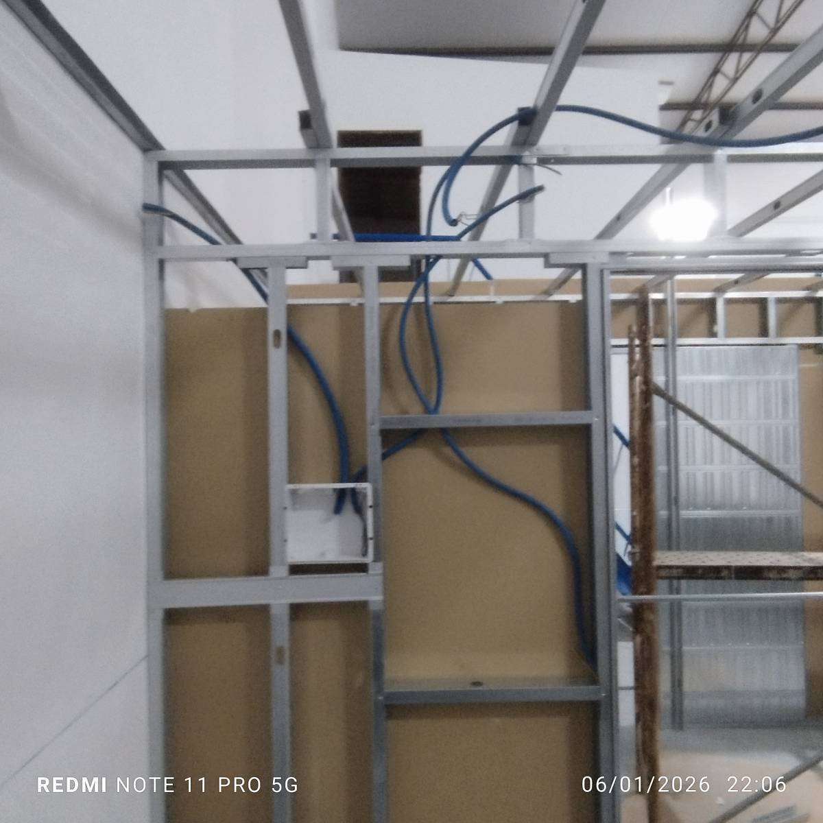 Zanelato Construções e Remodelações unipessoal Lda - Loures - Instalação ou Substituição de Portão de Garagem