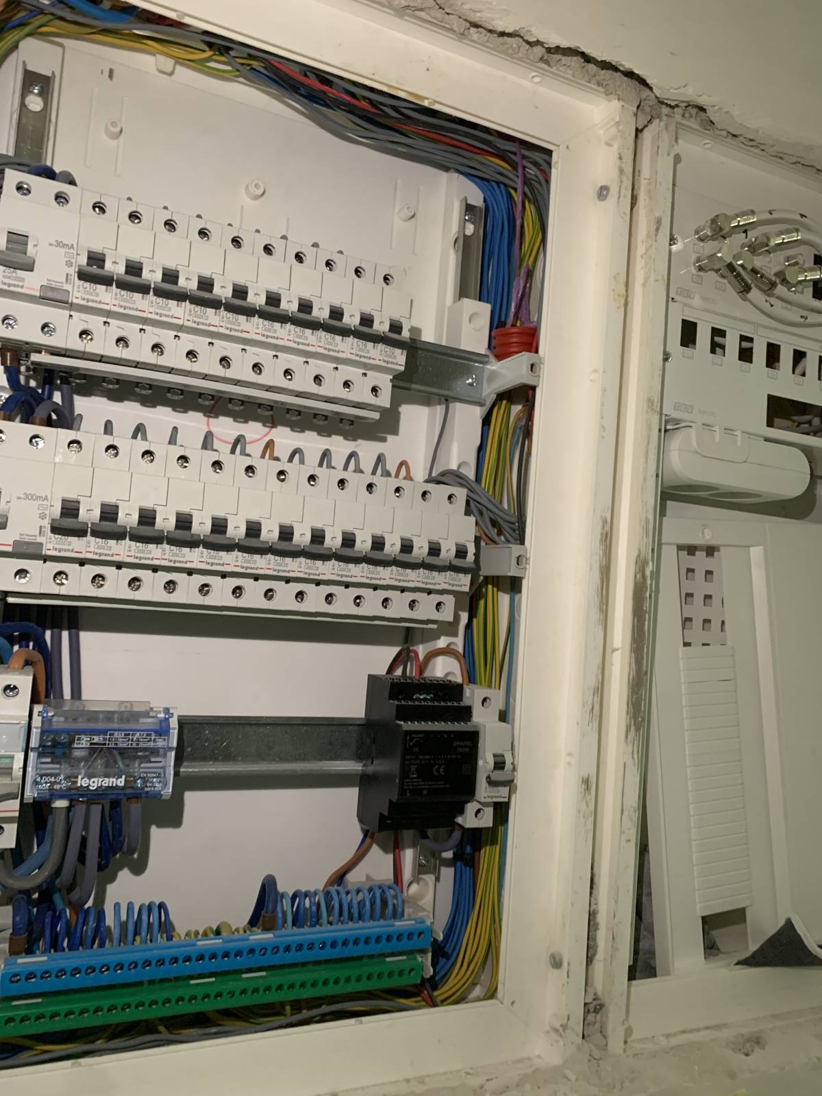 Lucas - Paredes - Home Automation