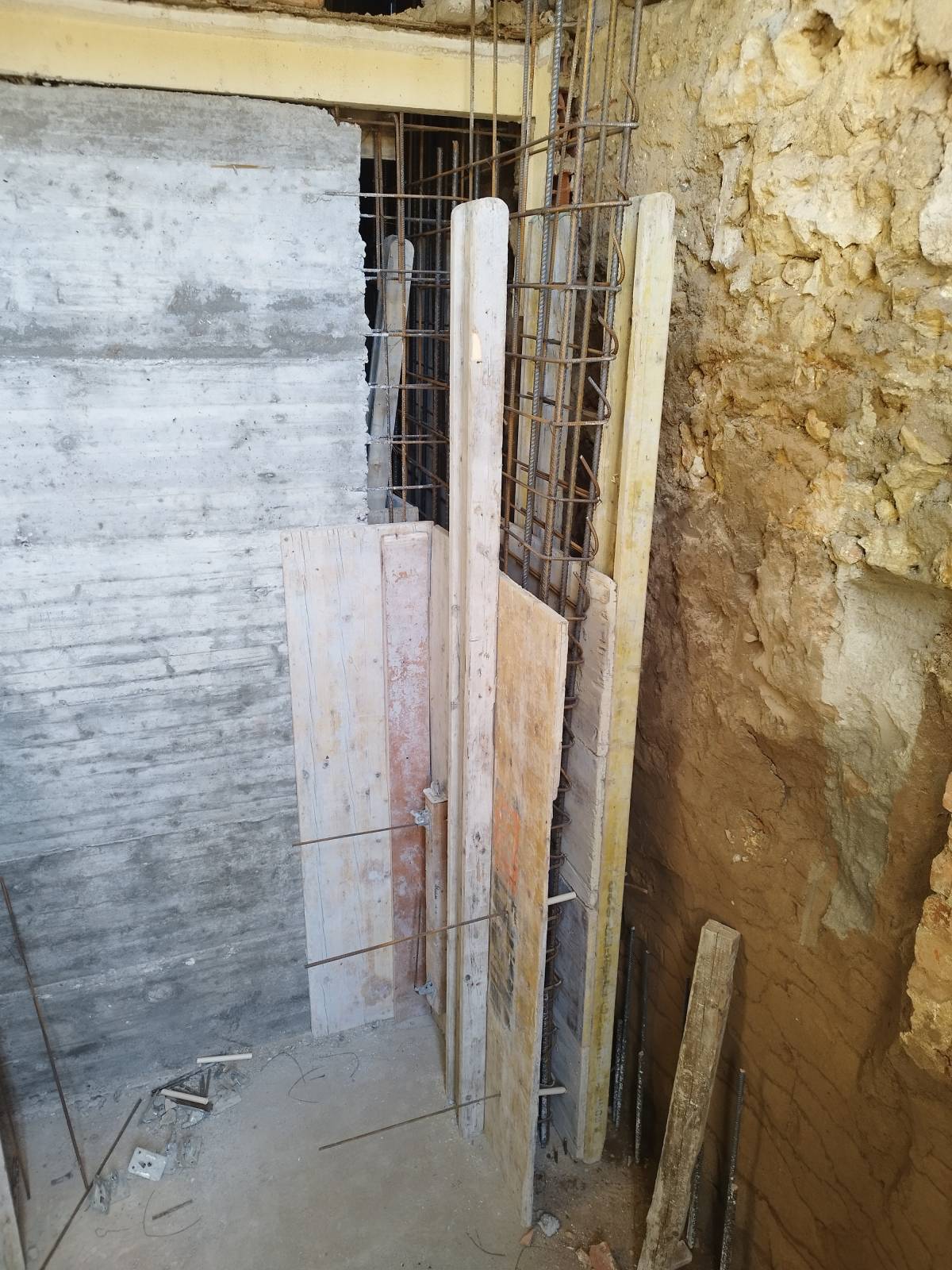 Zanelato Construções e Remodelações unipessoal Lda - Loures - Canalização
