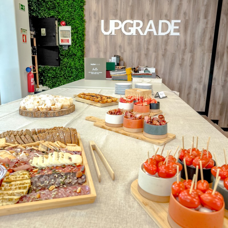 INSTANTES EVENTOS LDA - Odivelas - Catering ao Domicílio (para Eventos)