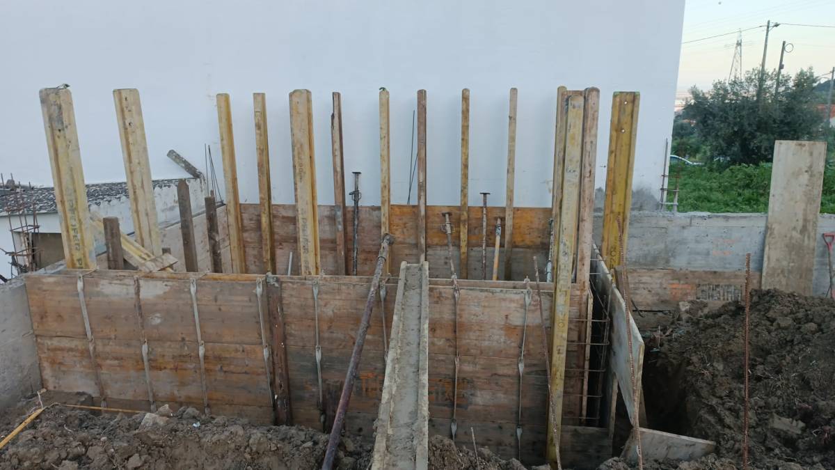 Zanelato Construções e Remodelações unipessoal Lda - Loures - Pintura de Prédios