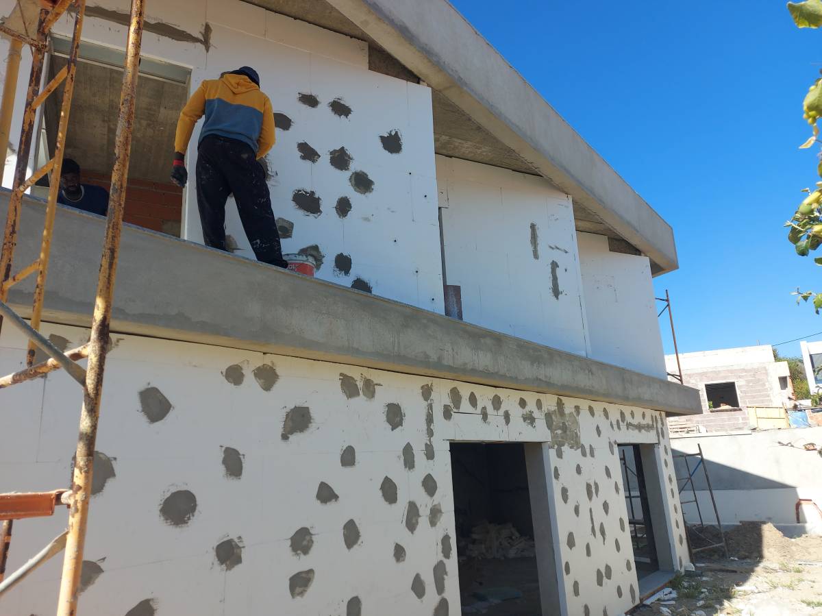 Criacoes eternas unipessoal lda - Almada - Spécialiste des revêtements de sol