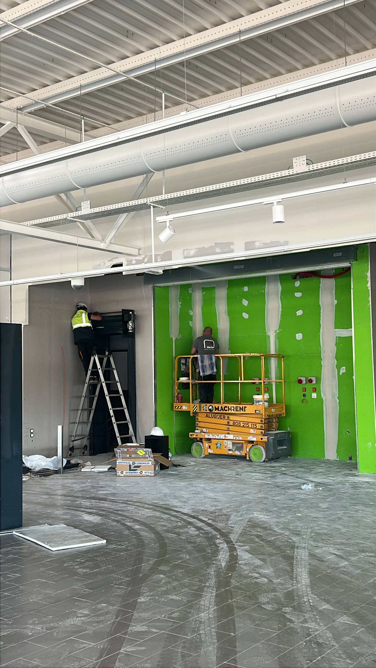 Gold Hands services - Portimão - Adición de pared interior