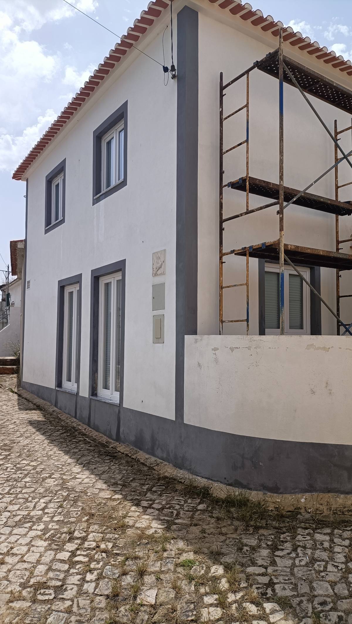 Diogo Santos - Pintura Construção Civil - Torres Vedras - Roofing