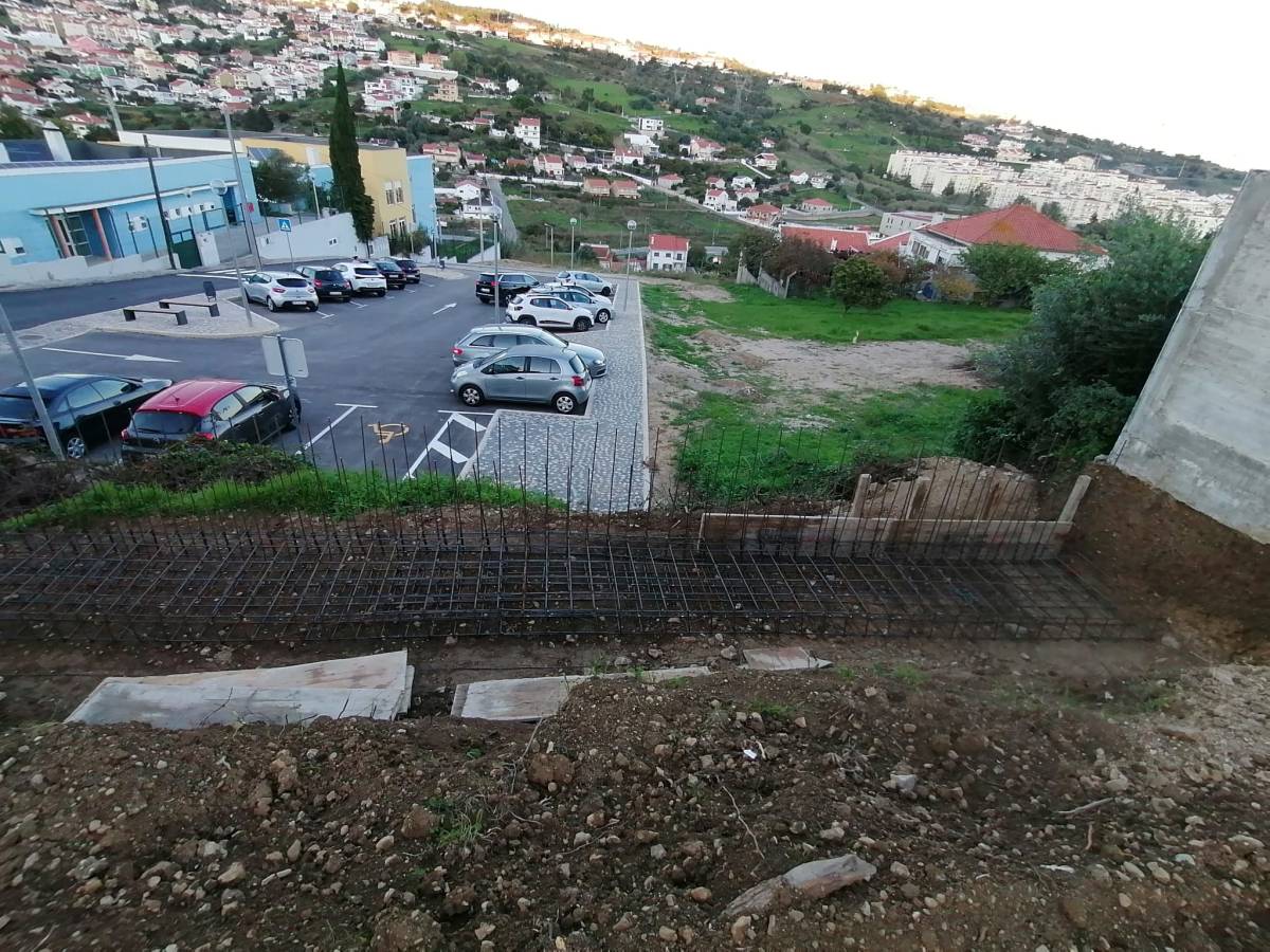 Zanelato Construções e Remodelações unipessoal Lda - Loures - Instalação, Reparação ou Remoção de Revestimento de Parede