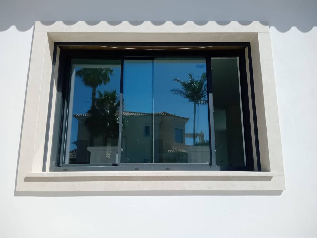 Zico - Tondela - Aluminiumfenster einbauen