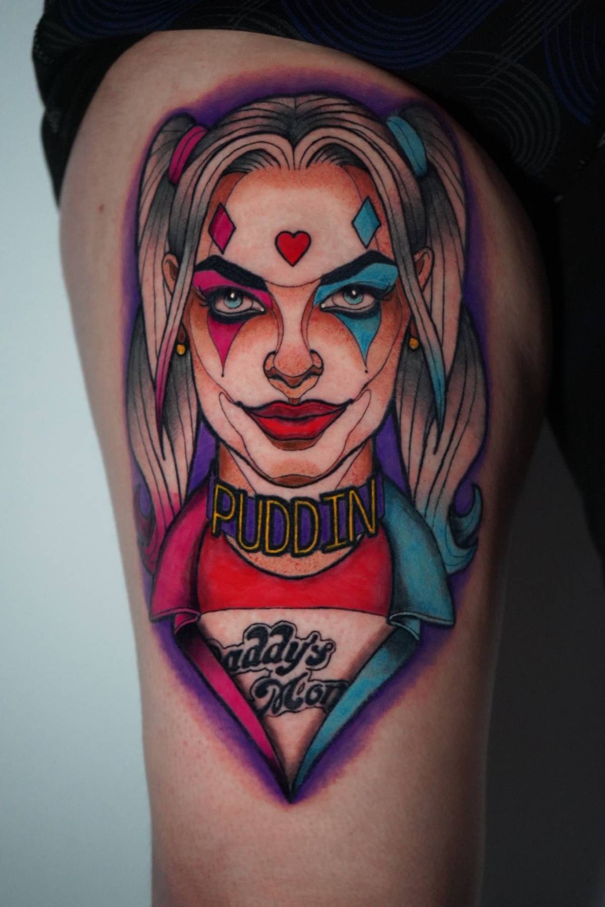Velhinho Tattoo - Sintra - Tattoo und Piercings