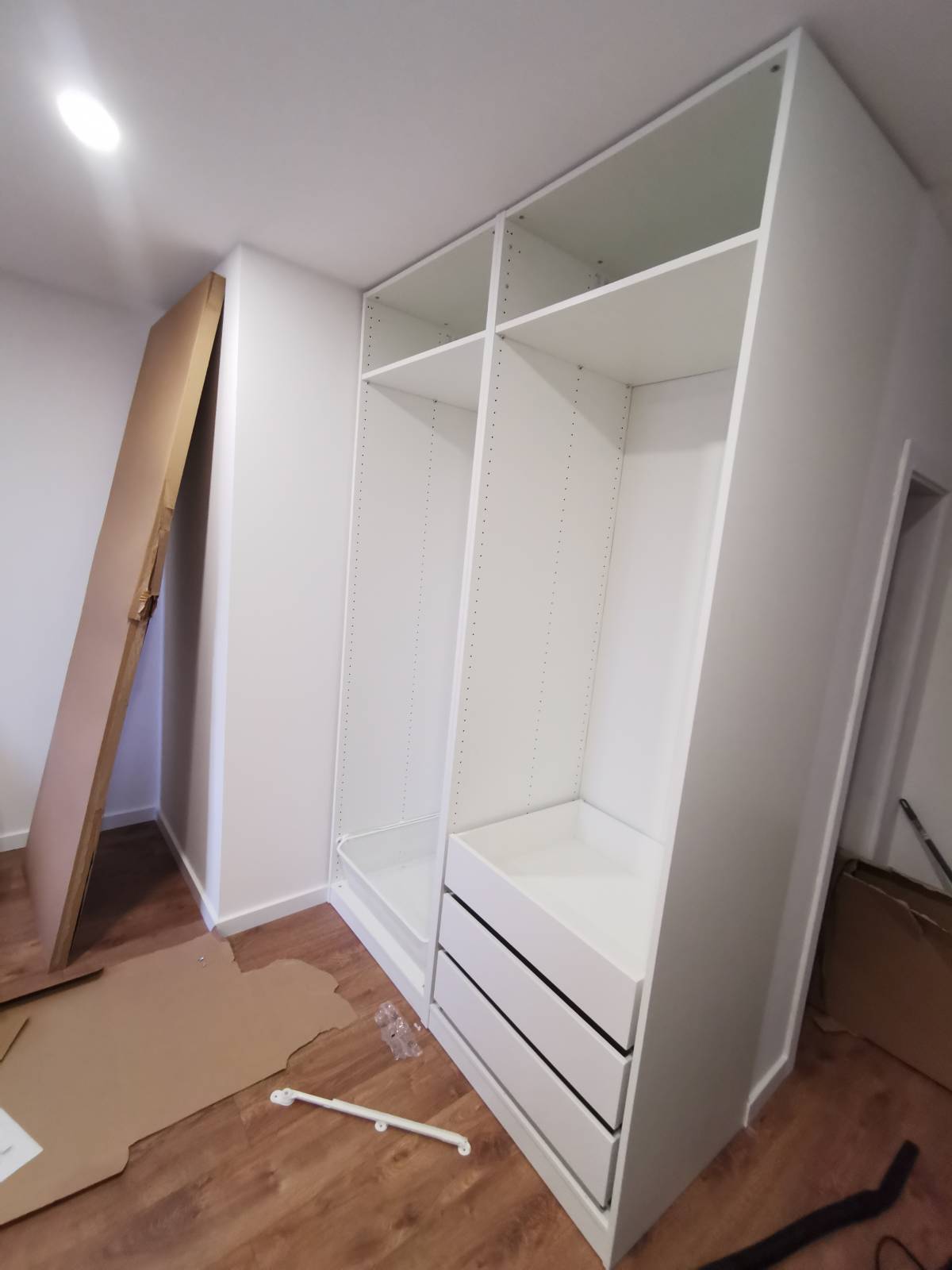 Tranpostes e mudanças C. Coelho - Penafiel - Furniture Moving and Heavy Lifting