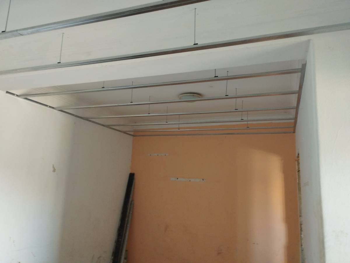 Wpdrywall - Almada - Reparação de Corrimão