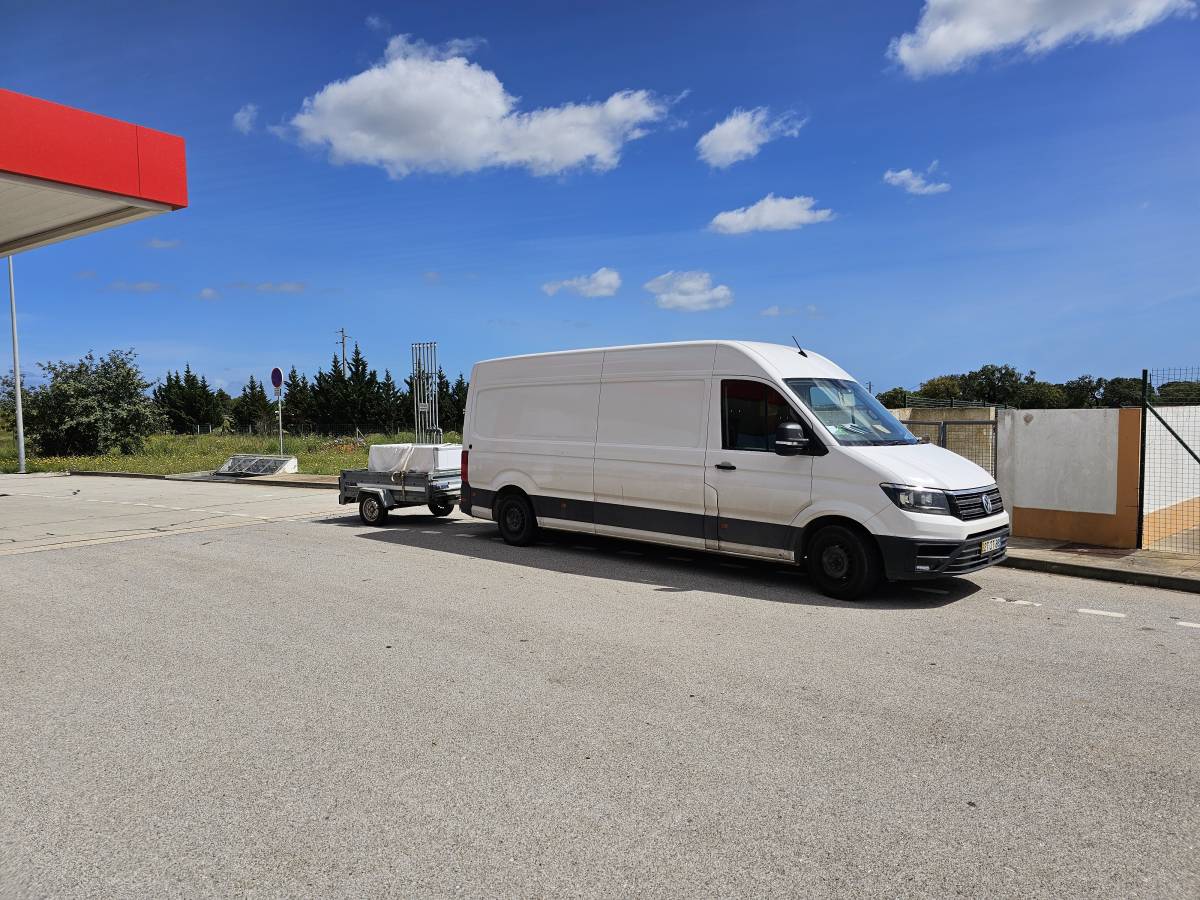 Transportes E Mudanças Adelin Mandrut unip lda - Tavira - Heben und Bewegen schwerer Möbel