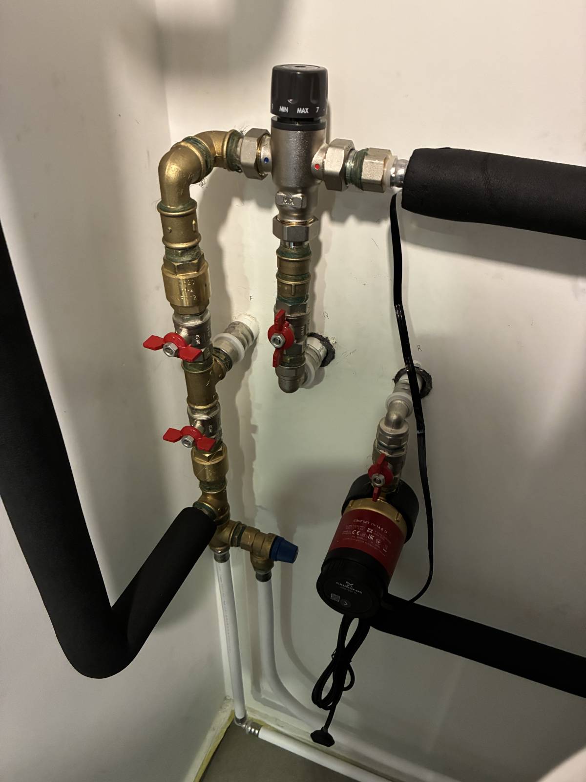 Hidrodinâmica | Canalização e Climatização - Lourinhã - Instalação ou Substituição de Tubagem de Ventilação