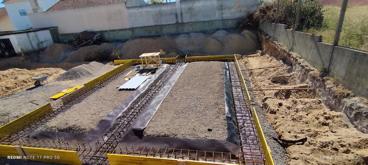 Zanelato Construções e Remodelações unipessoal Lda - Loures - Instalação de Tubos de Canalização