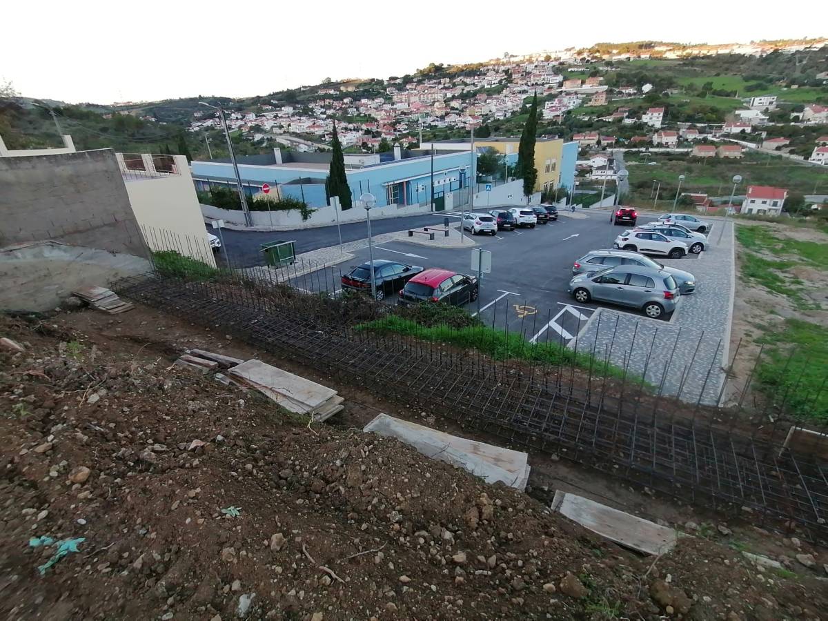 Zanelato Construções e Remodelações unipessoal Lda - Loures - Instalação ou Reparação de Portões
