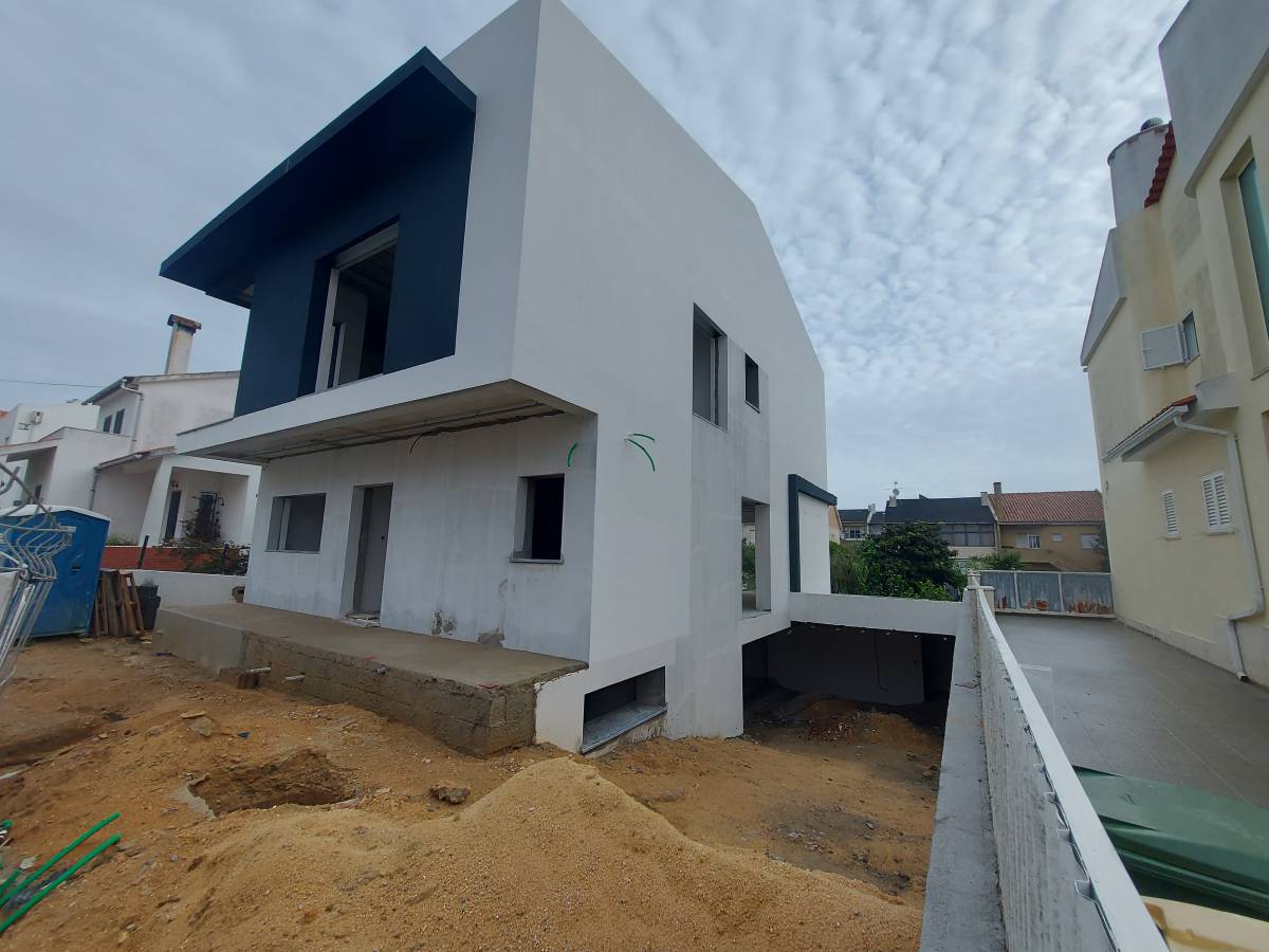 Criacoes eternas unipessoal lda - Almada - Construction de mur intérieur