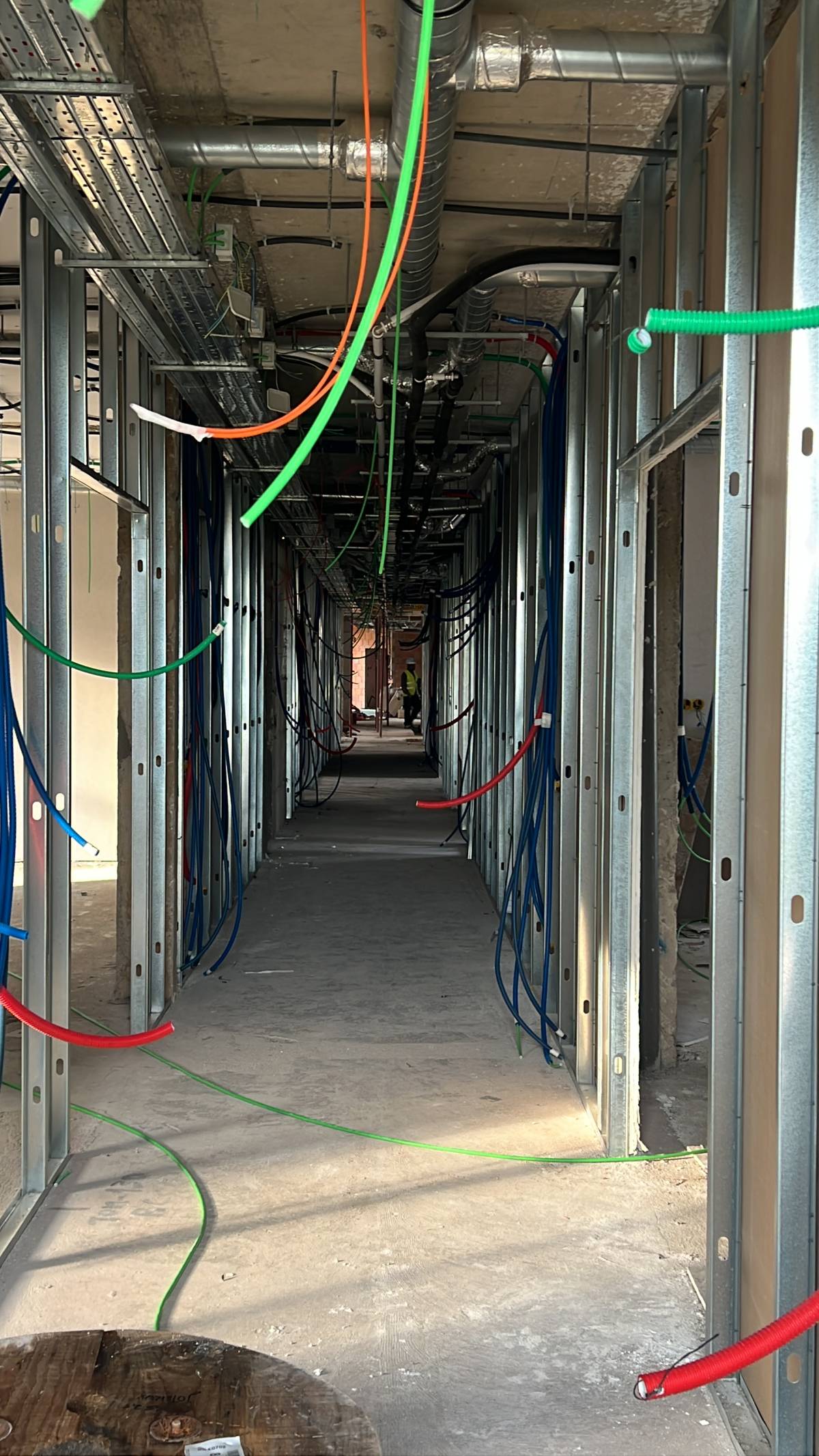 Gold Hands services - Portimão - Instalación de lámparas