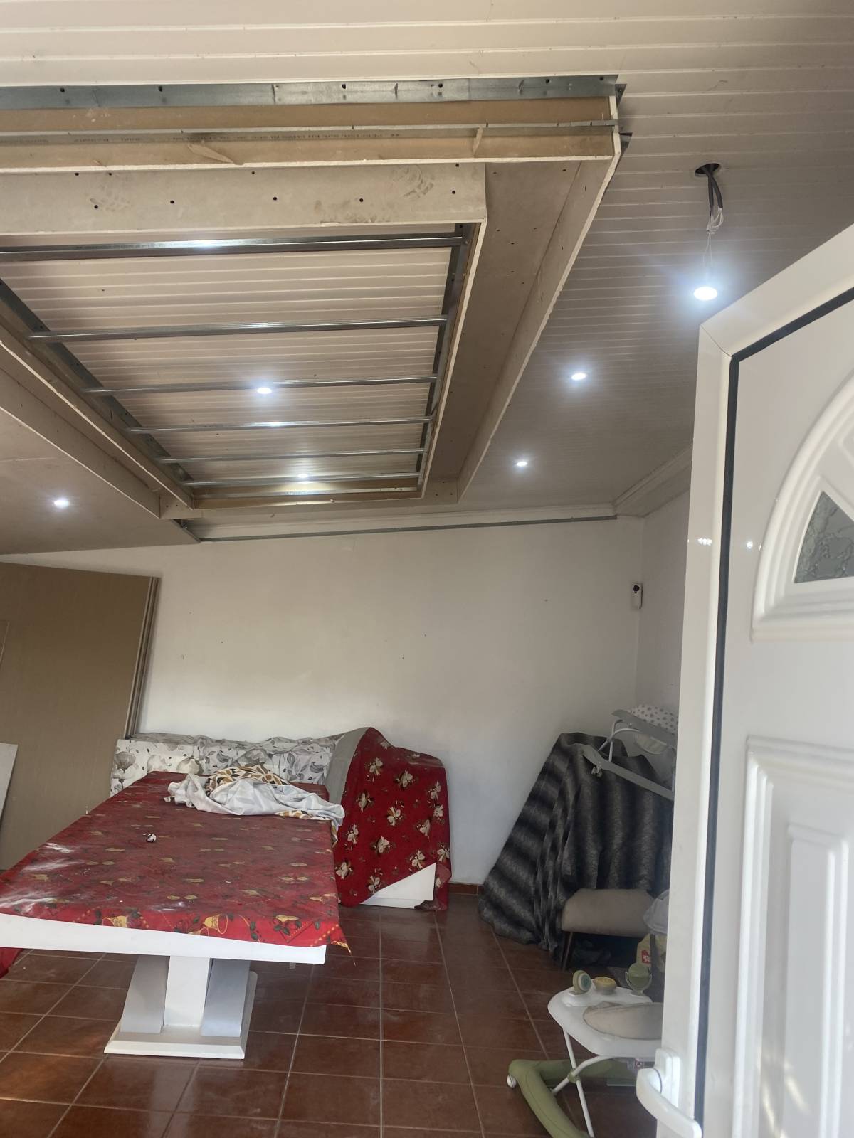 Eliezer Junior - Gouveia - Interior Painting