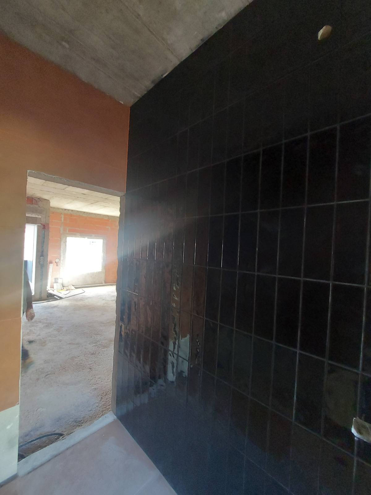 Criacoes eternas unipessoal lda - Almada - Réparation ou remplacement de revêtement de sol en pierre ou carrelage
