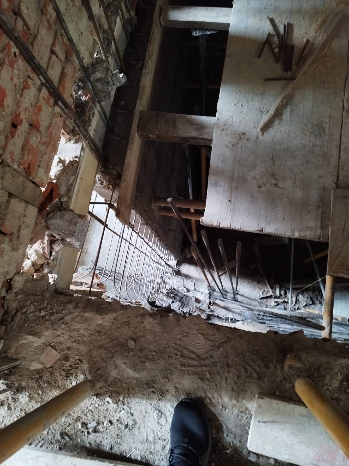 Zanelato Construções e Remodelações unipessoal Lda - Loures - Instalação ou Substituição de Bomba de Água