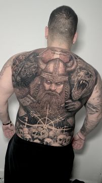 Velhinho Tattoo - Sintra - Piercer