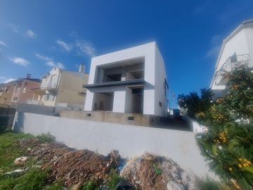 Criacoes eternas unipessoal lda - Almada - Réparation ou entretien de fosse septique