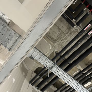 Lucas - Loures - Instalación de interruptores y enchufes