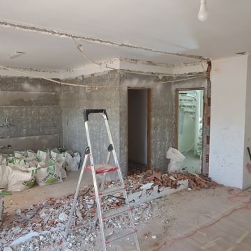 Eduard - Vila Nova de Gaia - Instalação, Reparação ou Remoção de Revestimento de Parede