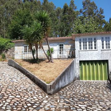 Isaque Pereira da Silva - Braga - IKEA Möbelaufbau