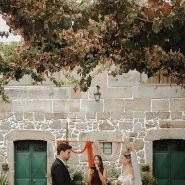 Beatriz Barbosa Celebrante - Barcelos - Serviço de Celebrante de Casamentos